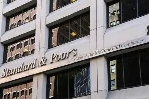 Bonds bright spot for active managers in 24