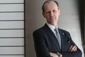 ANZ's Elliott voices concerns over credit controls