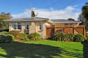 Boost for top-end properties