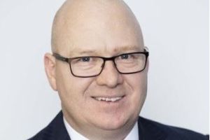 Advisers not sitting on gold mines