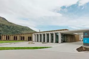 Southern Cross opens new hospital in Whakatipu