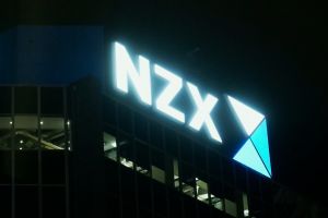 NZX 50 falls for a third day as rising oil prices overshadow US tech rally