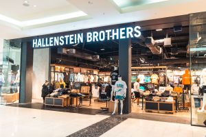 Ryman hits 16 year low;  Hallenstein Glasson Holdings hit an all-time high