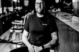Former AIA head starts new advice business