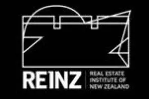 Decline in NZ’s median price – but not Auckland’s