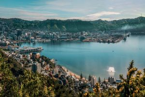 Average house price falls nearly $90,000 in past year