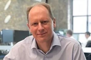 NZX50 slumps as Trump orders Iran blockade; a2 Milk sinks on profit warning