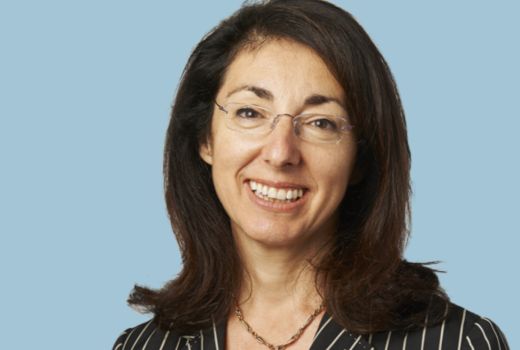 Australian rules an “impediment” to giving financial advice – report