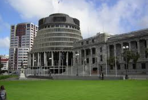National signals opposition to monetary policy changes