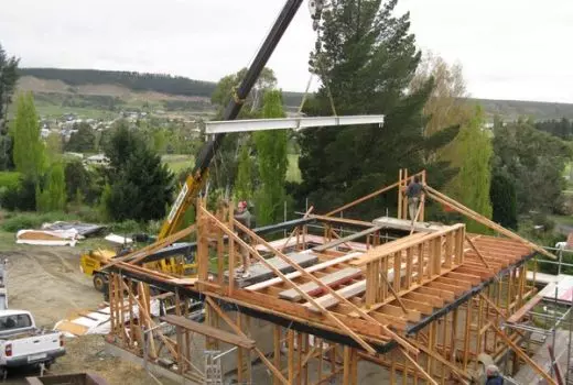 New homes under threat from overstretched construction sector