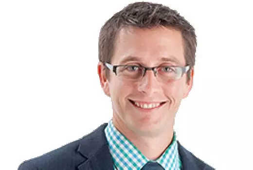 Exporters F&P Healthcare, A2 enjoy weak kiwi; NZX rises